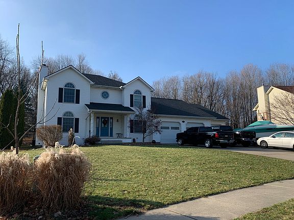 4th image of 3861 Bush Gardens Ln