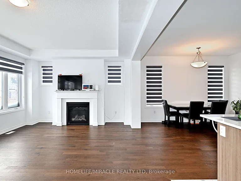 689 Mika St — Photo 16