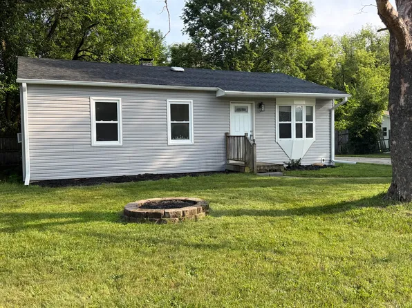 216 Ardmoor Dr, Battle Creek, MI 49037