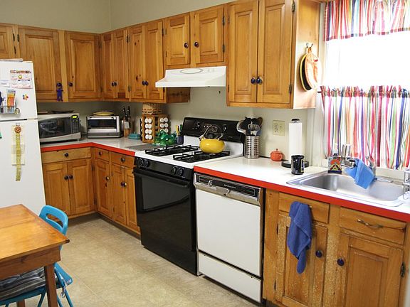 Kitchen 3