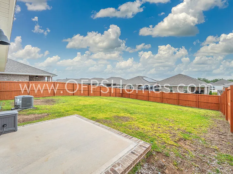4623 Naval Ct — Photo 29