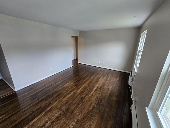 2nd image of 2626 Westover Ave SW APT 6