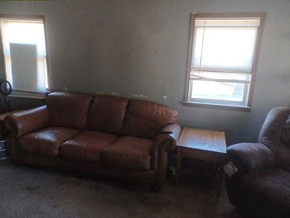 Additional Living Room