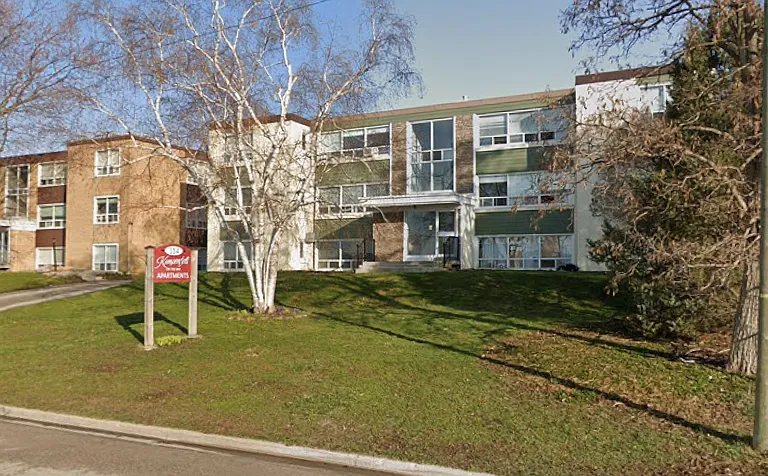 114 Kempenfelt Dr #303 — Photo 2