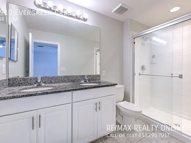 7910 Evergreen Creek Ct — Photo 20