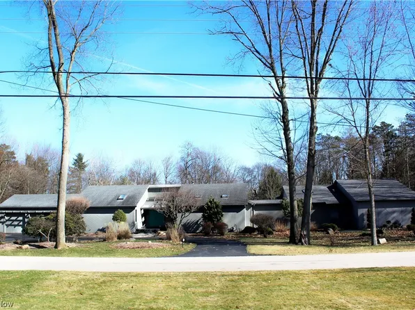 3585 Ohio Trl, Youngstown, OH 44505