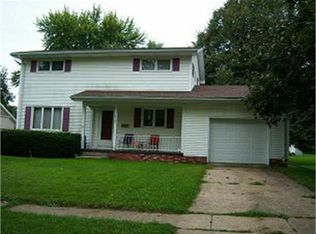 2307 Warford St, Perry, IA 50220