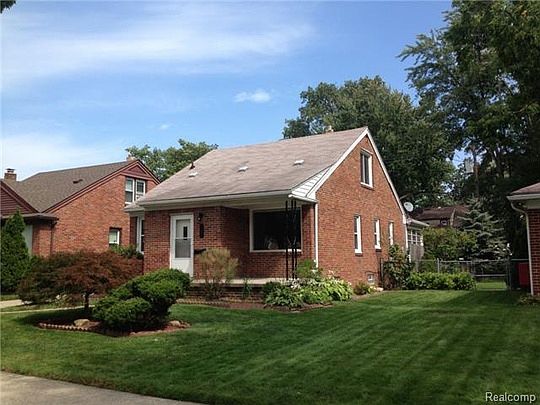 3rd image of 709 S Minerva Ave