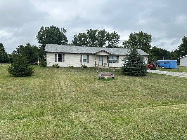 2nd image of 4668 Urbana Woodstock Pike