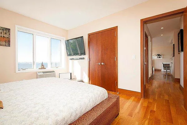 Rented by City Wide Brokerage | media 3