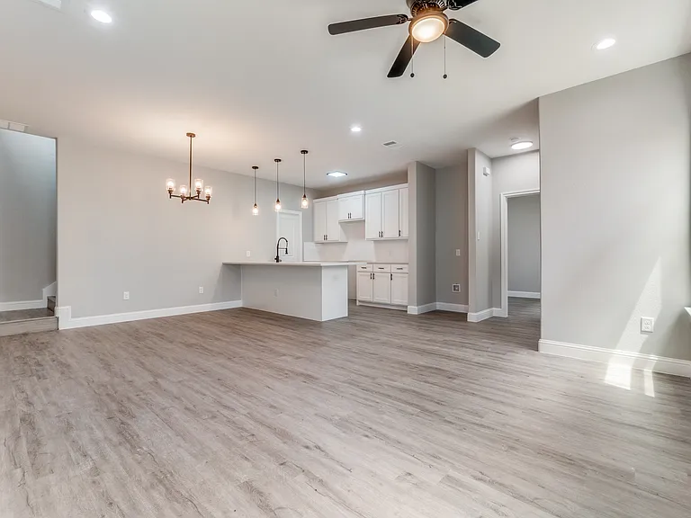 6315 Pebble Ave — Photo 7