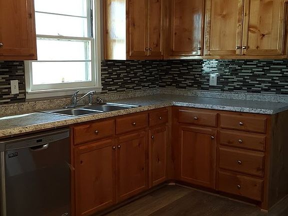 5th image of 3307 Lynette Dr