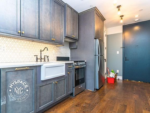 3rd image of 187 Kent Ave #201