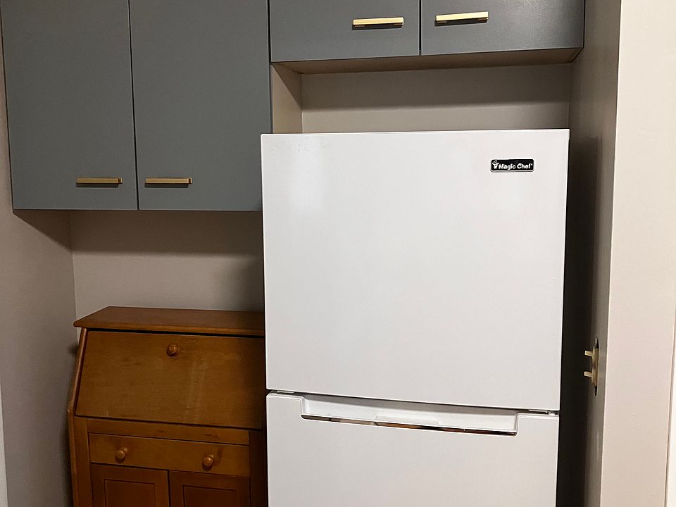 Second kitchen cabinets