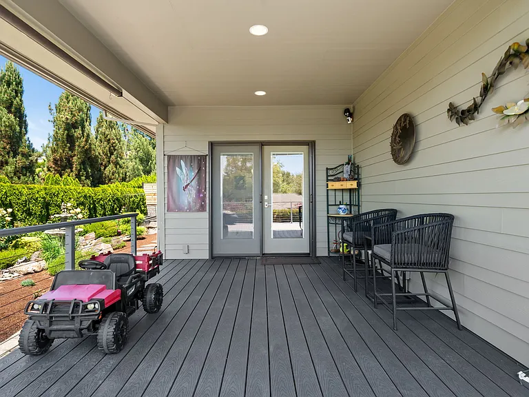 1508 SE Hawks View Ct — Photo 44
