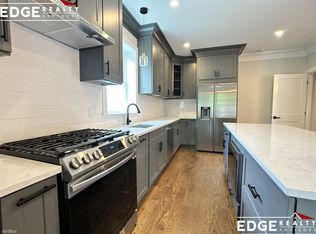 241 Palfrey St #2, Watertown, MA 02472