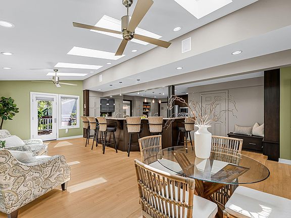 3rd image of 354 Molasses Ln