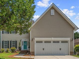 3204 Cheswick Dr, Greensboro, NC 27410