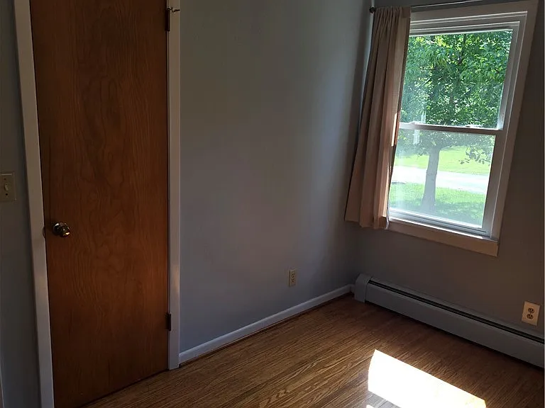 80 David Ave — Photo 15