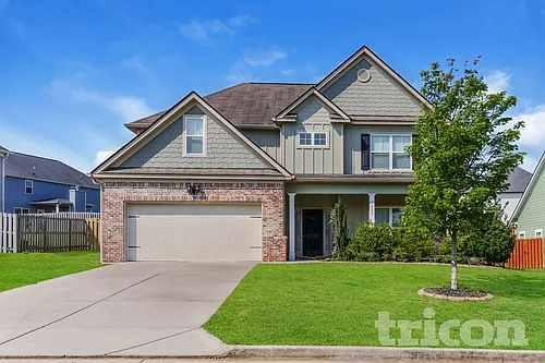 220 Edenbridge Way Photo 1