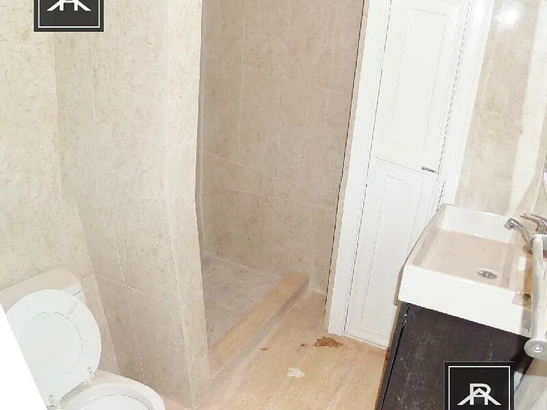 1203 Beacon St #2 — Photo 3