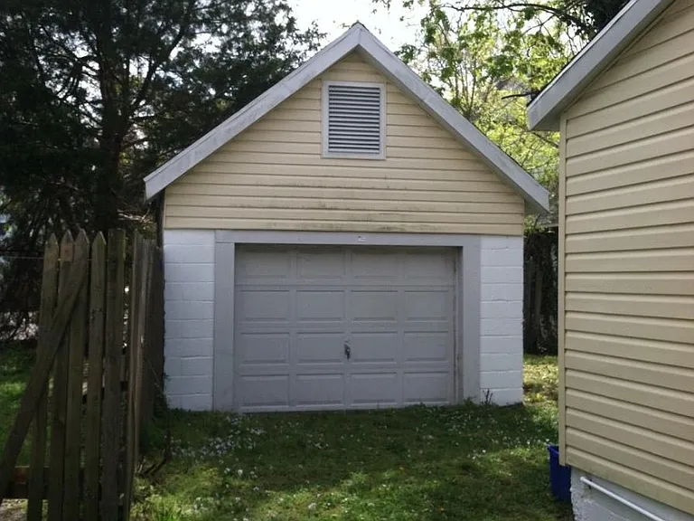 609 Oak Hill Ave — Photo 3