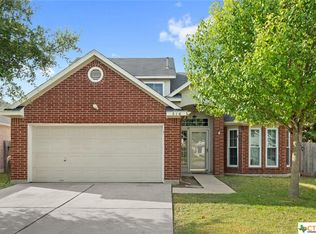 216 Sunshadow Dr, Lockhart, TX 78644