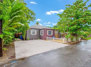 719 NE 17th Rd, Fort Lauderdale, FL 33304