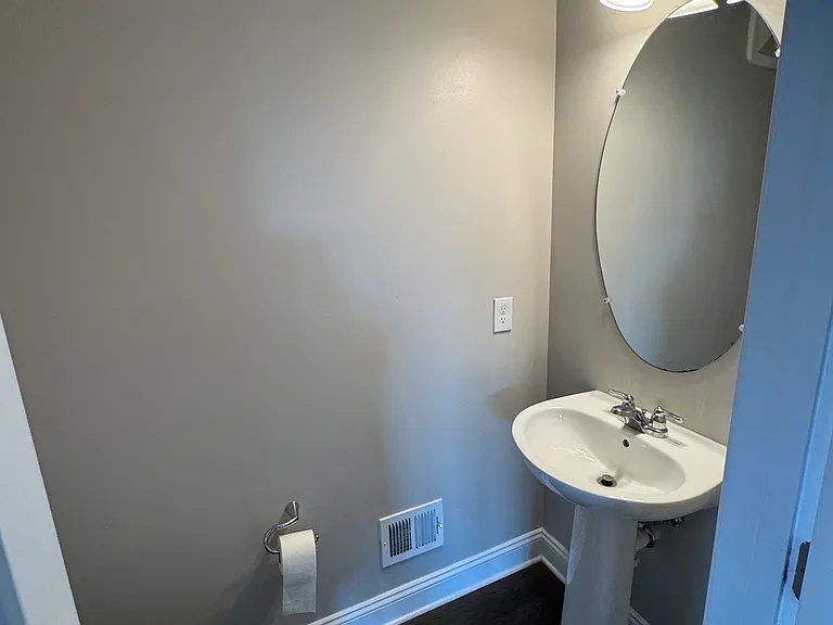 3685 Chippendale Cir — Photo 19