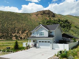 114 Cowcatcher Loop, Bellevue, ID 83313