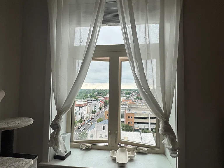 1 W Main St #4T — Photo 9