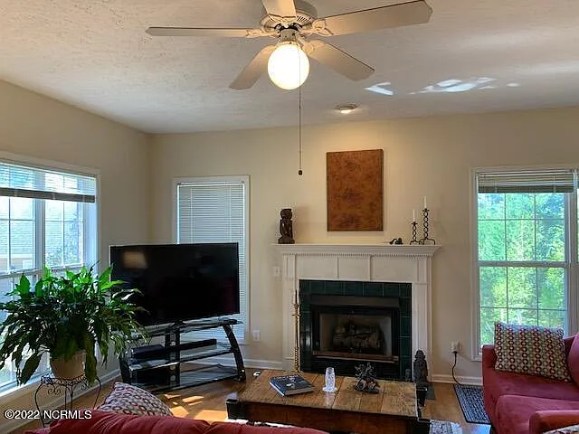 85 Sawmill Rd W — Photo 3