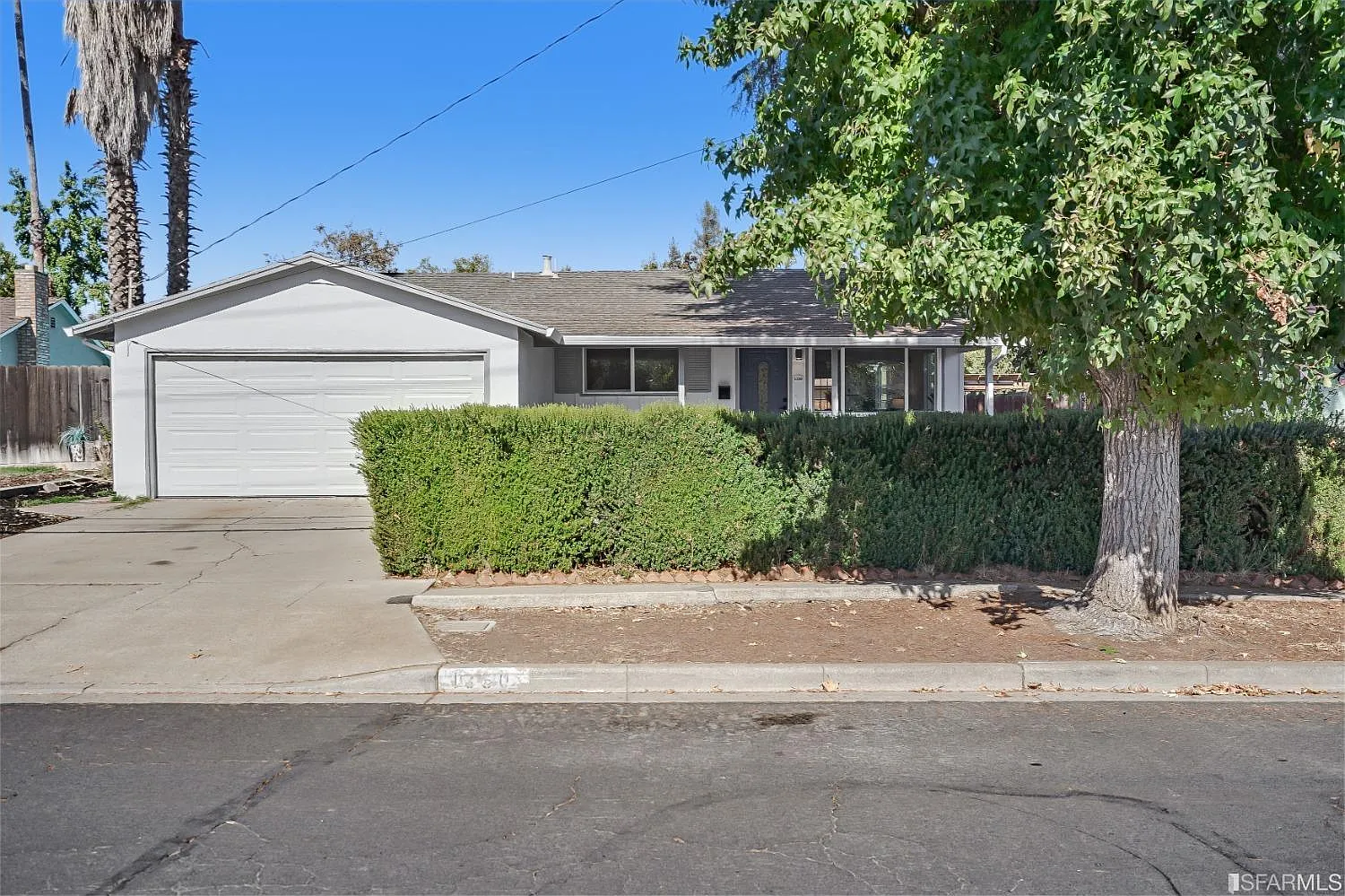 1360 Washington Blvd photo 1