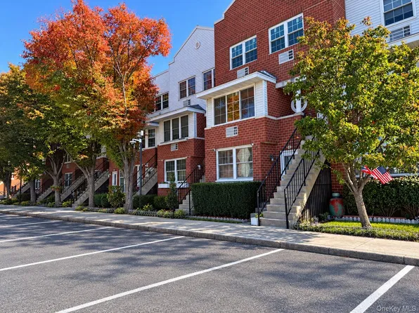 118 Sunset Boulevard #11118, Bronx, NY 10473