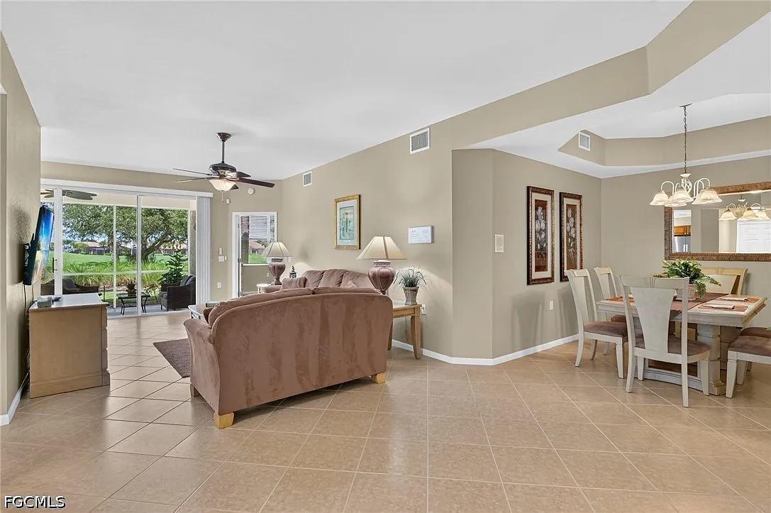 2 bed, 2.0 bath, 1421 sqft, $2,500 — Photo 3