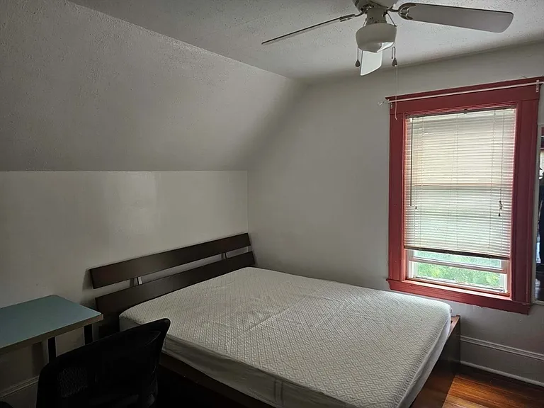 114 Wallace St #114 — Photo 6