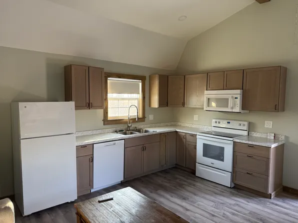 3014 Hickory Bluff Rd, Sapulpa, OK 74066