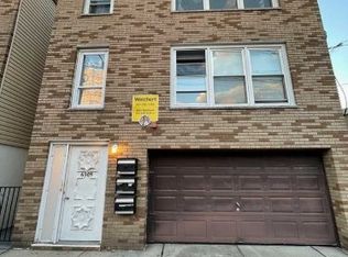 6905 Bellevue Ave, Guttenberg, NJ 07093