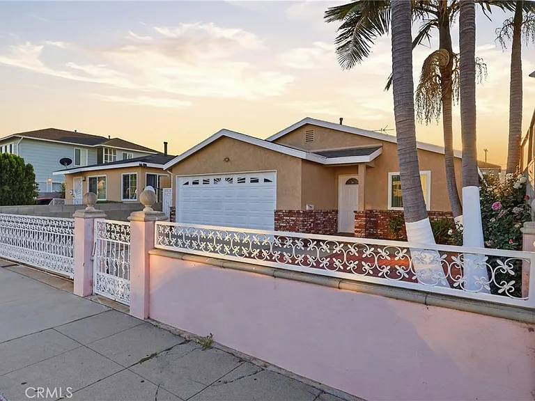 2211 Barbour Ct — Photo 10