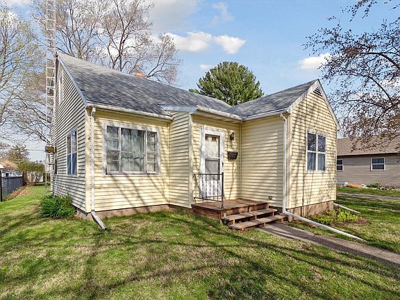 4th image of 909 Caroline St