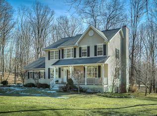 6 Indian Hill Dr, Warwick, NY 10990