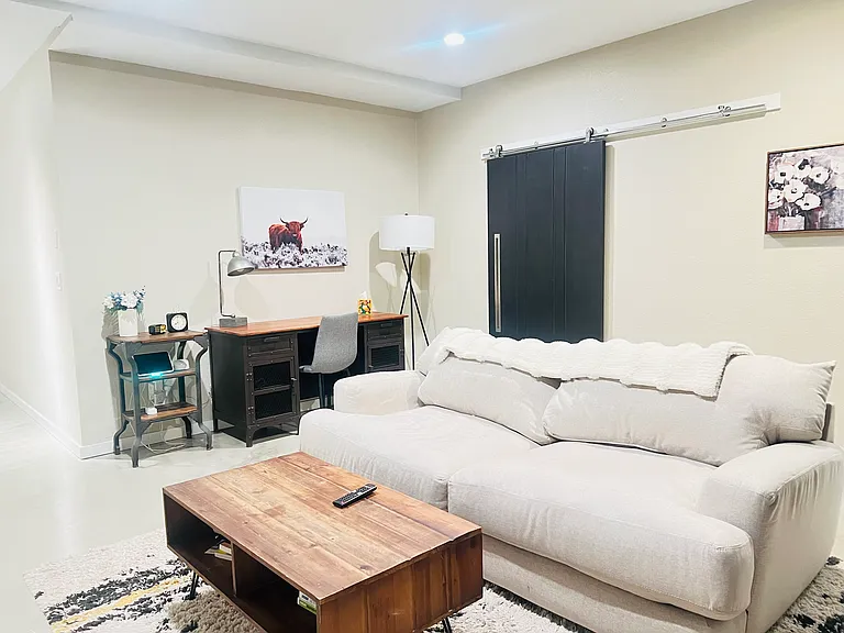 3240 Tejon St #103 — Photo 8