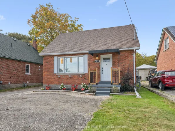 49 Edna St, Kitchener, ON N2H 2E2