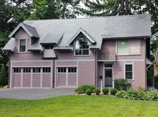 47 Sargent St #47R, Newton, MA 02458