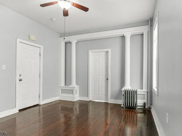564 Sanford Ave Floor 1, Newark, NJ 07106