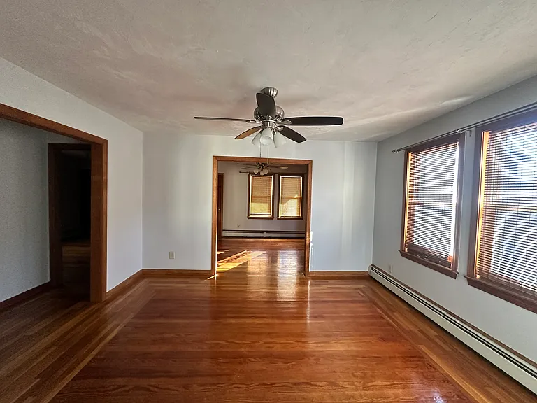 28 Earle St #2 — Photo 1
