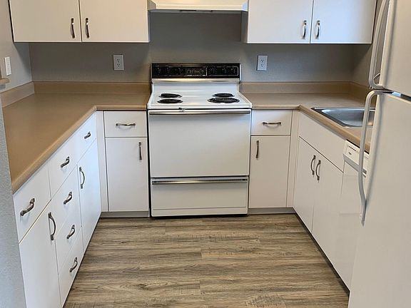 2nd image of 12310 Interlaaken Dr SW