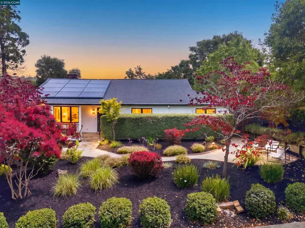 31 Crestview Dr, Orinda, CA 94563