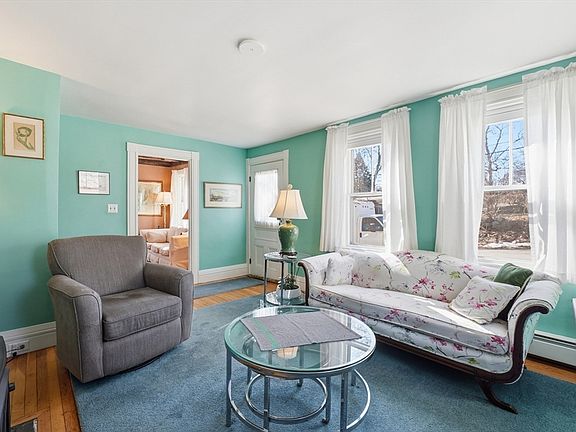 3rd image of 13 Old Littleton Rd