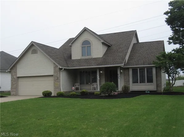 8553 Indian Creek Dr, Poland, OH 44514